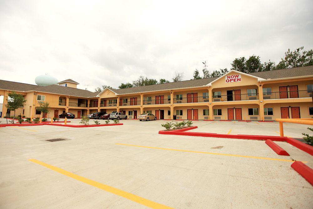 Moonlight Suites - Houston/George Bush Int'L Airport Exterior photo
