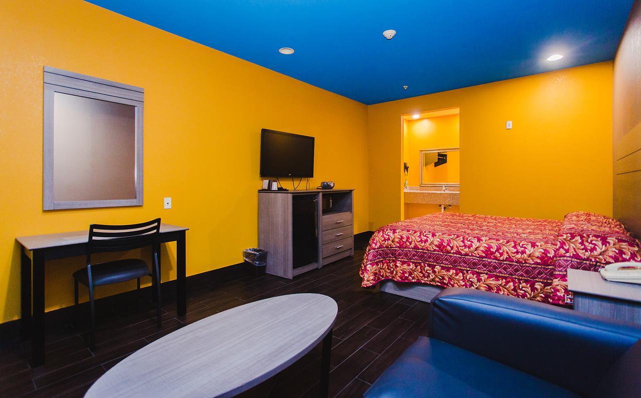 Moonlight Suites - Houston/George Bush Int'L Airport Exterior photo