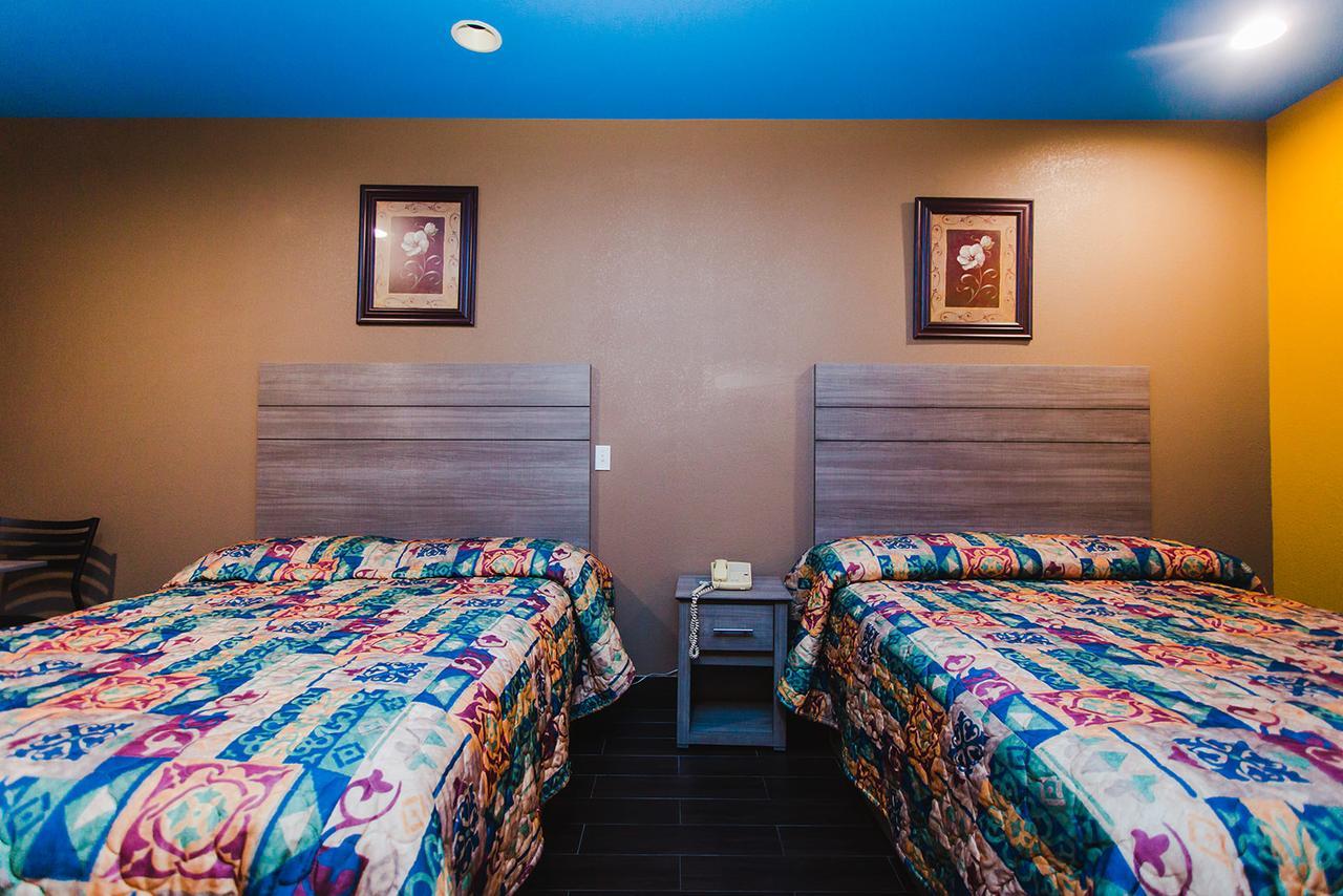 Moonlight Suites - Houston/George Bush Int'L Airport Exterior photo
